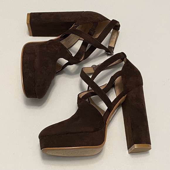 Women's Faux Velvet Suede Chocolate Brown Mary Jane Platform Heels Size 6 - Picture 3 of 10